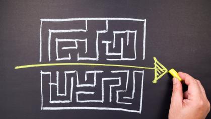 Hand draw a shorten straight way to go through the complication of maze game, easier process, simplify in communication, or fast solution concept