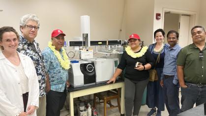 Micronesia Secretaries Visit Rutgers Plant Biology Labs