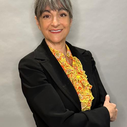 headshot of Lisa Correa