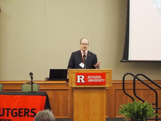Rutgers senior vice president for research Michael Zwick speaking to Rutgers-Camden researchers
