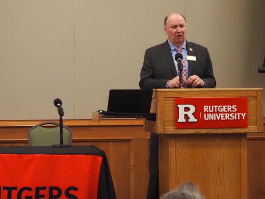 Rutgers-Camden vice chancellor for research Thomas S. Risch, PhD, speaking to Camden researchers